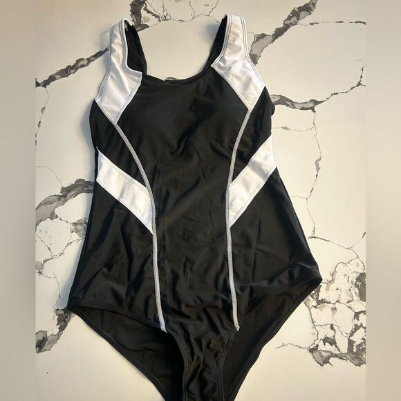 Black and White Swimsuit - Picture 1 of 3